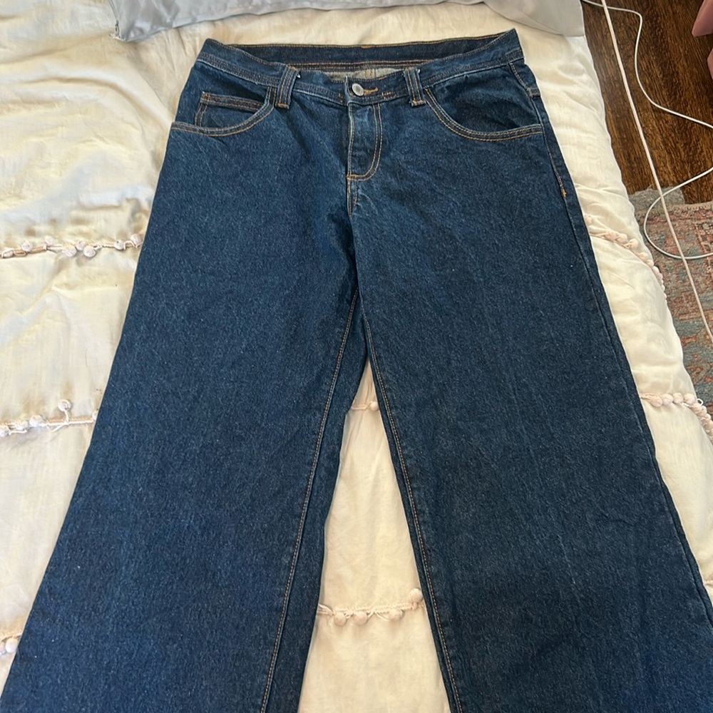 Brandy Melville Jeans. Size: Small (2-4). Color: Dark Wash.